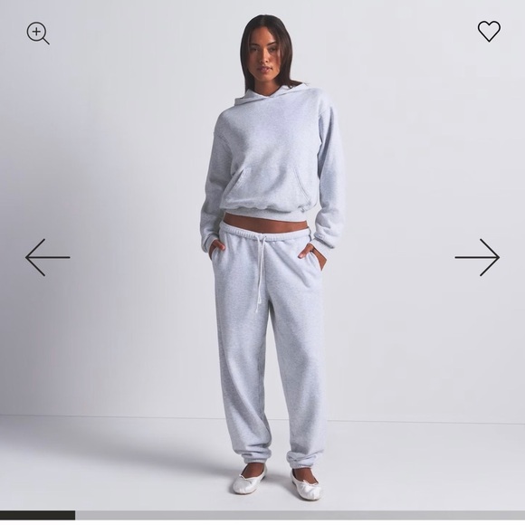 SKIMS Classic Jogger in Gray - Picture 7 of 7